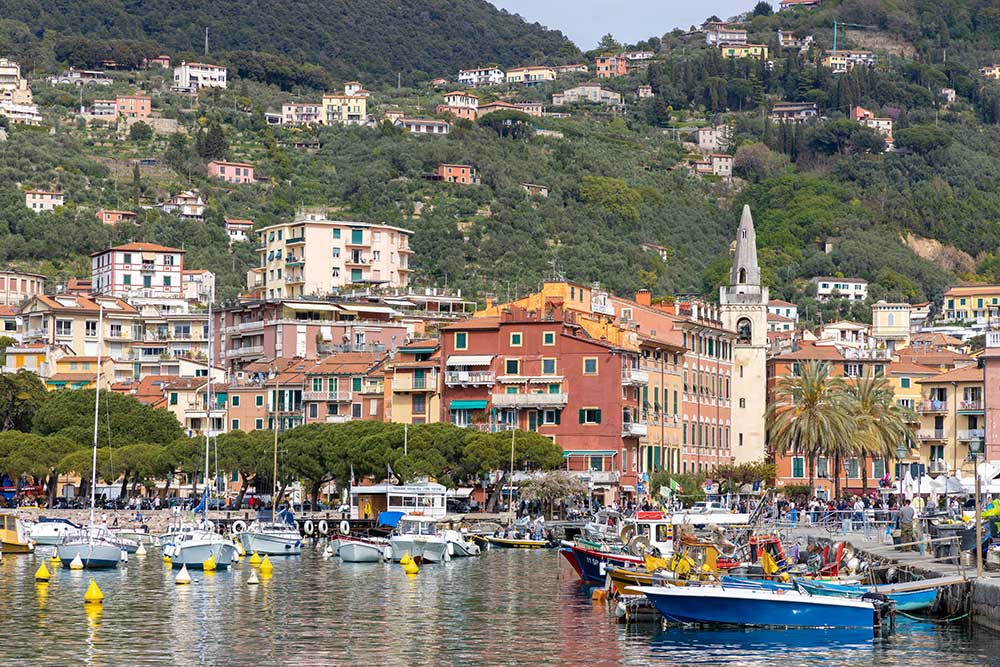 Italian Delights: Weather and Climate Essentials for Travelers